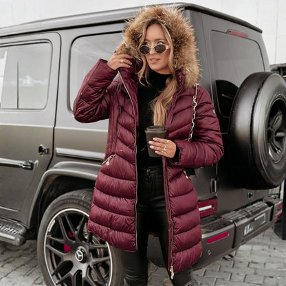 Inka – prošívaný kabát s kapucí pro zimní pohodlí a styl